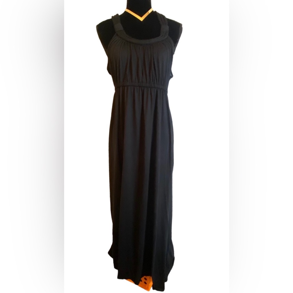 🔥GORGEOUS BLACK MAXI DRESS🔥Size Medium 8-10🔥PRE OWNED CONDITION